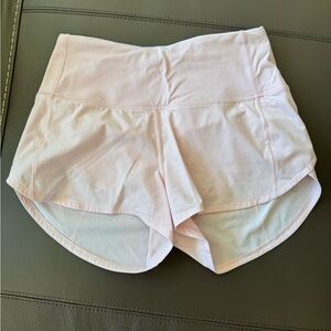 DISCONTINUED lululemon strawberry milkshake speed ups, 2.5in, size 4